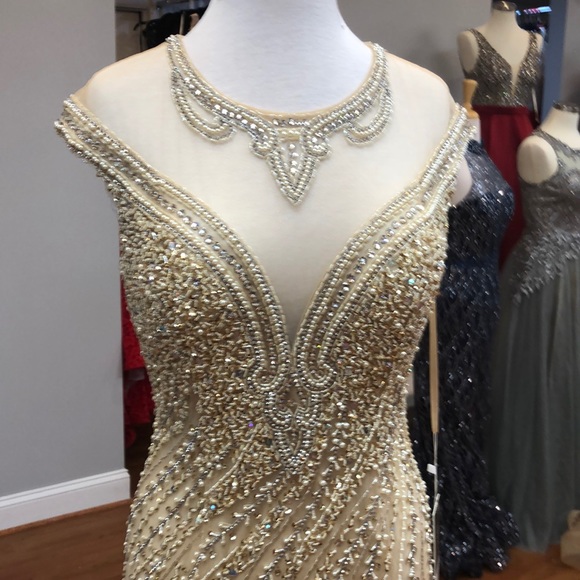 Champagne special occasion dress with faux pearls - Picture 2 of 7
